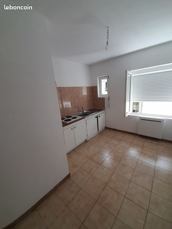 Appartement 2 pièces 42 m² · à Douarnenez · 42 m² · 100 000 €