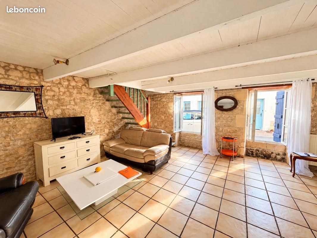 Maison 4 pièces 145 m² · à Saint-Rogatien · 145 m² · 211 000 €