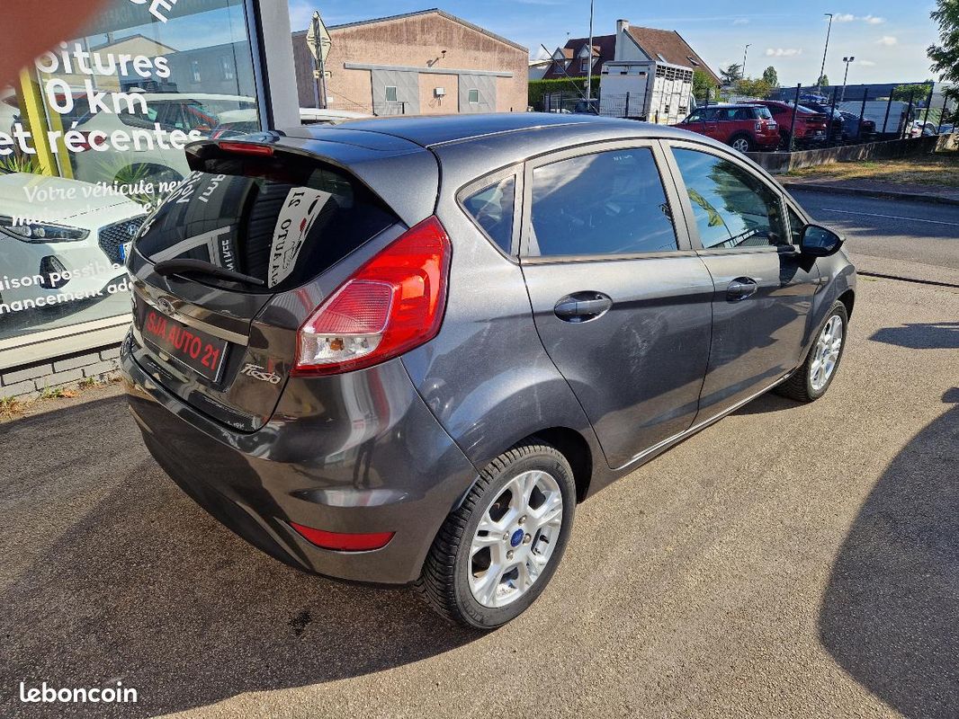 Ford Fiesta 1.0 EcoBoost 100 S&S Edition 1ère main (image 4)