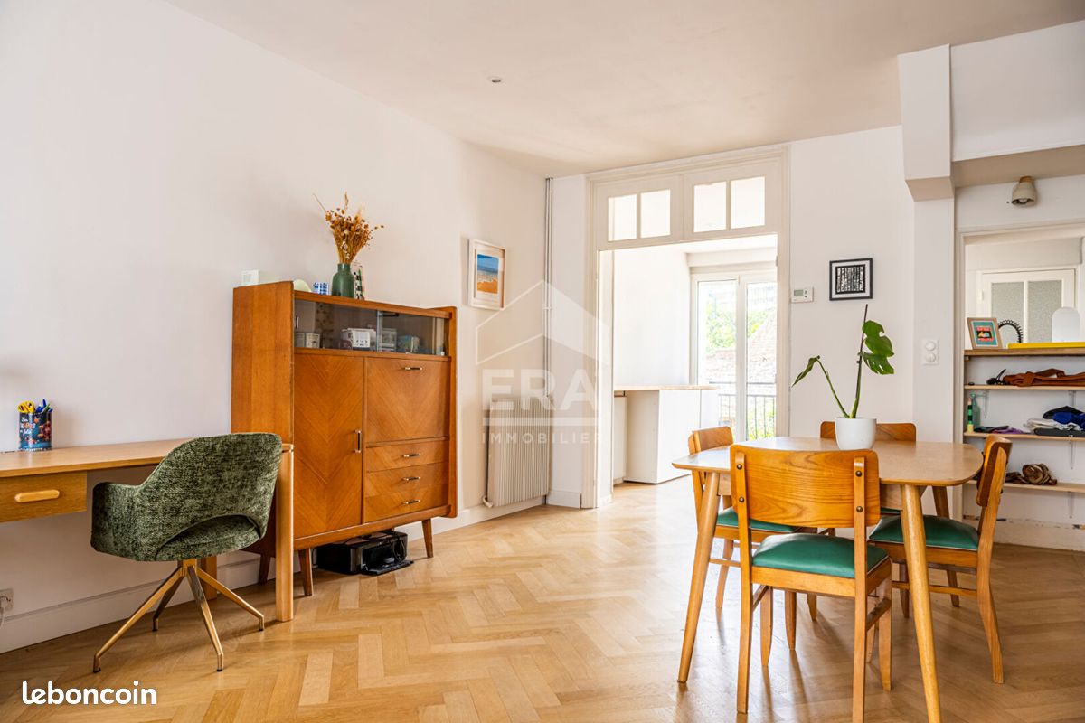 Maison 5 pièces 150 m² · à Lille · 150 m² · 480 000 €