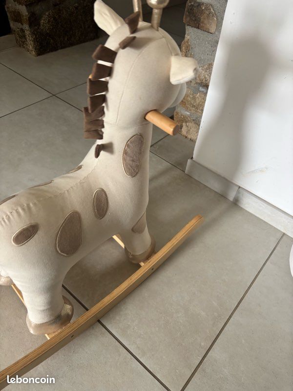 Cheval à bascule enfant (image 4)