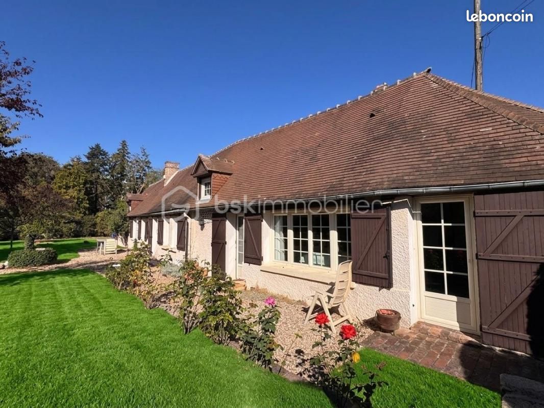 Maison 7 pièces 129 m² · à Sylvains-lès-Moulins · 129 m² · 256 000 €