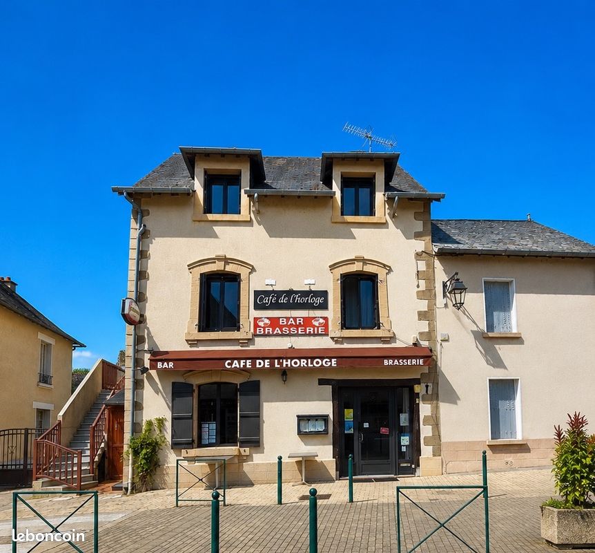 7 pièces 256 m² · à Seilhac · 256 m² · 71 500 €