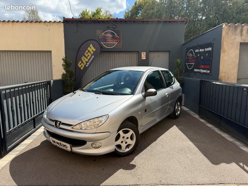Peugeot 206 1.4 75cv JBL Ja15 Clim rétro électrique vitre électrique 3portes (image 5)