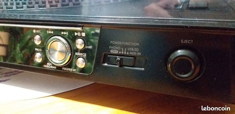 Tourne-disque MEDION MD 82272 – USB + Lecteur Carte Mémoire – Occasion