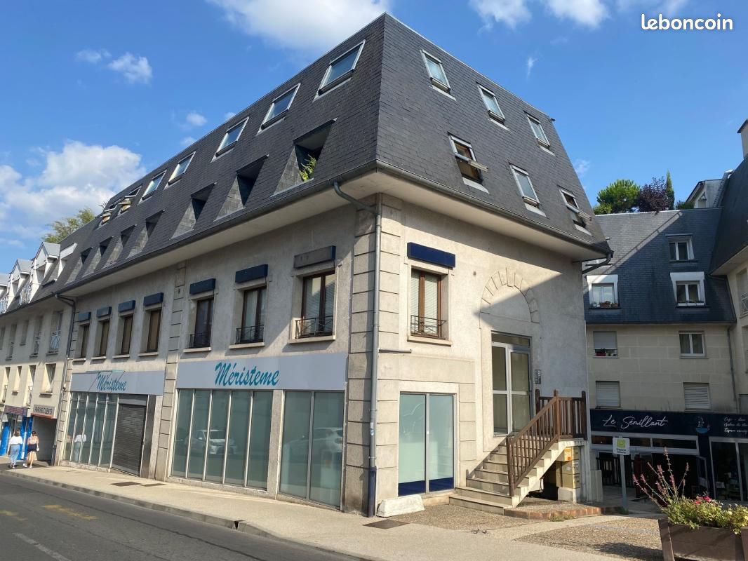 Immeuble 900 m² · à Orsay · 900 m² · 4 420 000 €