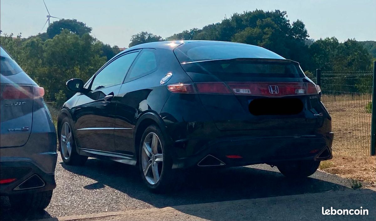 Honda Civic 8 Type S 1,8 i-vtec 140cv 79000km deuxième main suivi en garage carnet d'entretien entièrement tamponnés possibilité de passage à l'éthanol très bon état général (image 2)