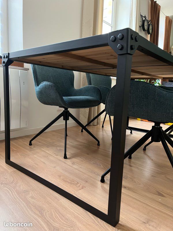Table salle à manger 6 à 8 personnes / bois et métal (image 3)