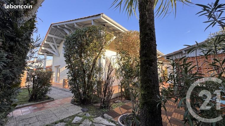 Maison 6 pièces 138 m²