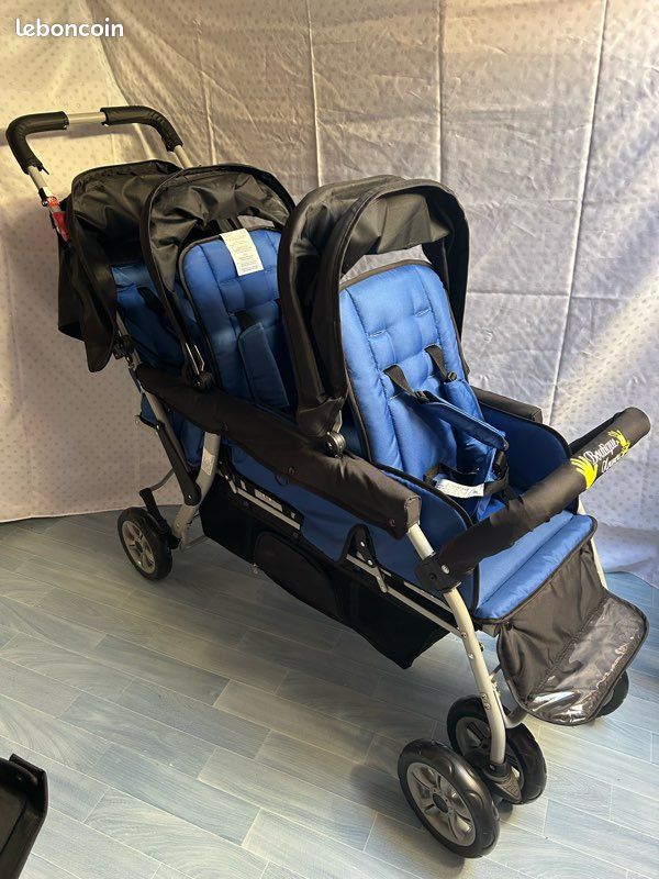 Poussette places neuve Équipement bébé