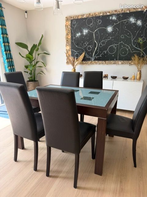Table (image 1)