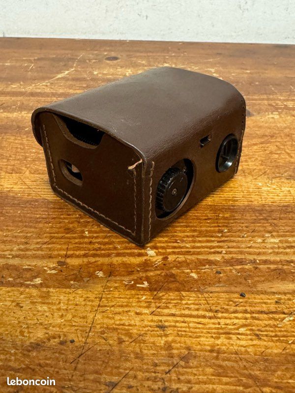 LOT KODAK BROWNIE Flash Camera avec son flash et son étui cuir dans leurs boites EUR 89,00 - FR