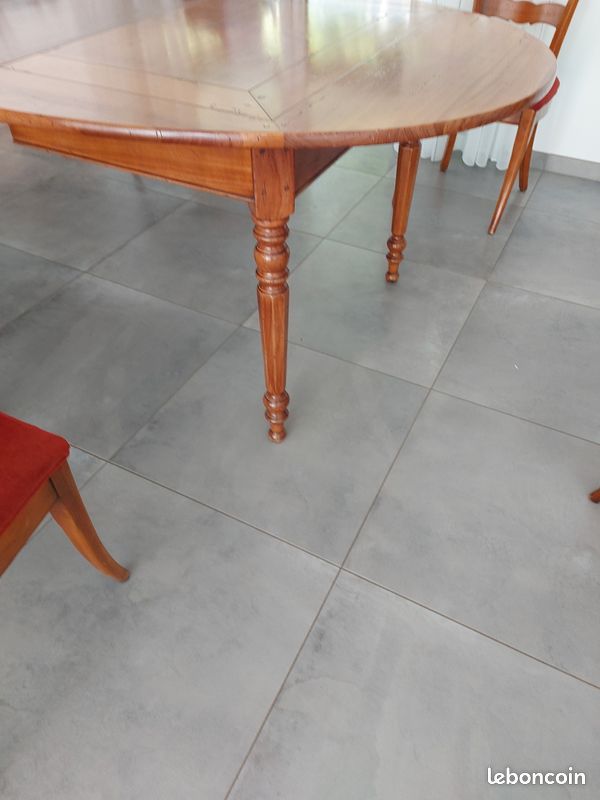 Table Merisier avec 6 chaises (image 4)