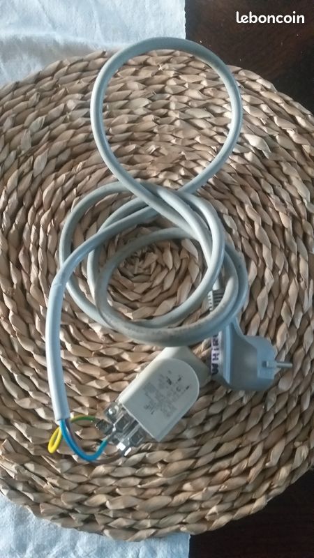Antiparasite avec câble lave-linge whirlpool AWM (image 1)