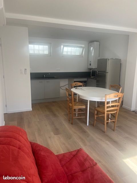 Appartement 3 pièces 55 m² · à Saint-Étienne · 55 m² · 720 €