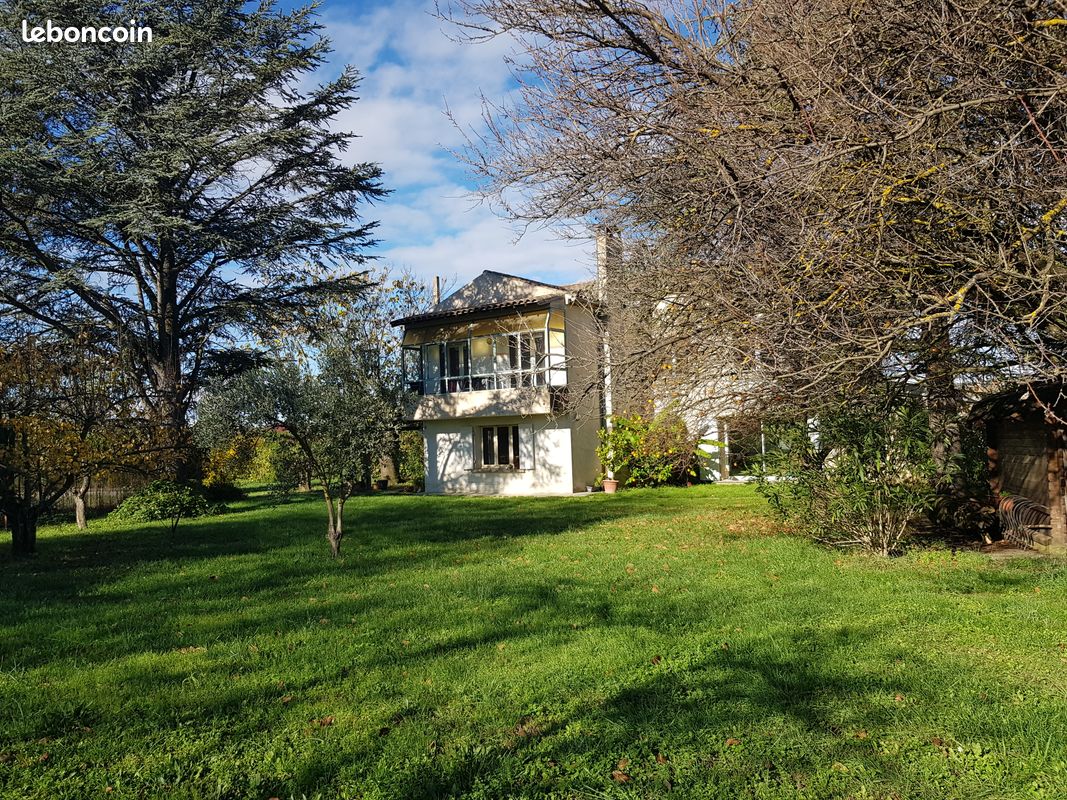 Maison 8 pièces 145 m² · à Villedieu · 145 m² · 369 000 €
