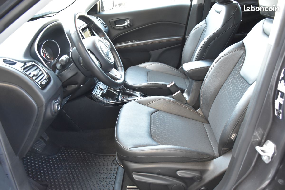 Jeep Compass Limited BVA • 15990 km • 1ère Main • Pack hiver • Camera (image 10)
