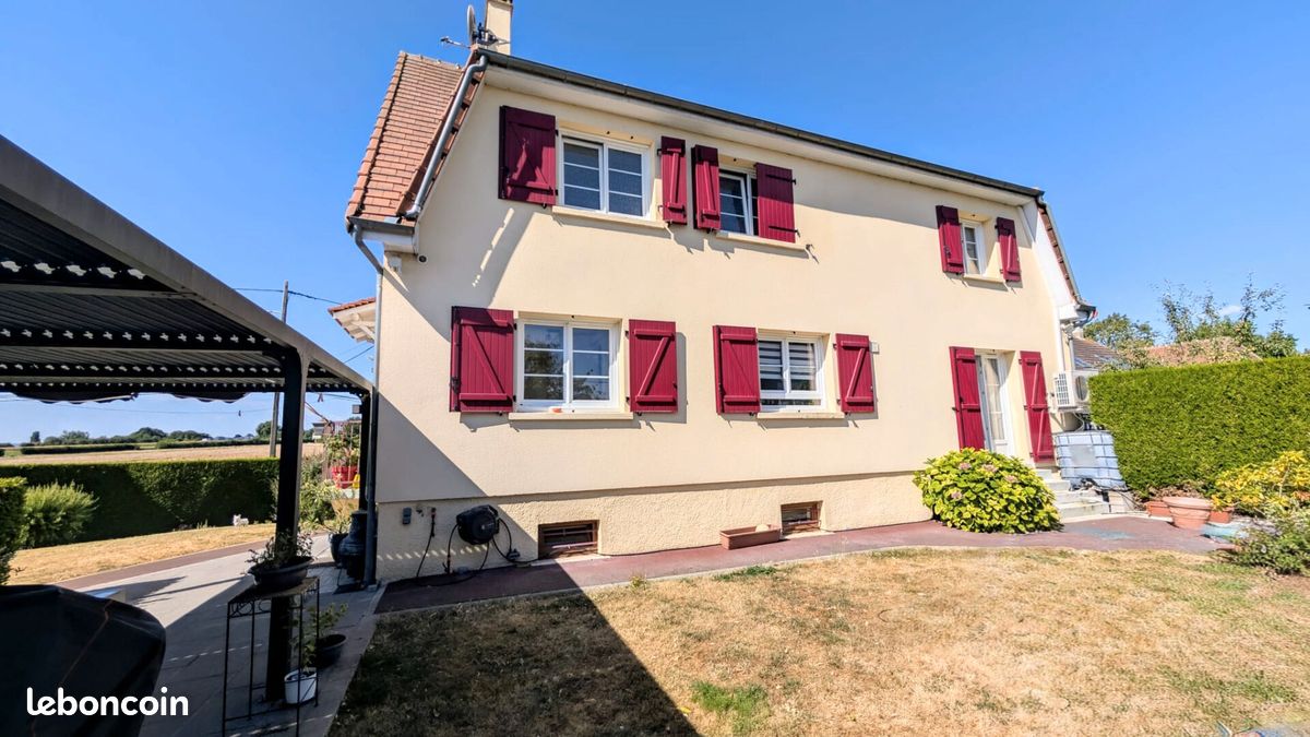 Maison 5 pièces 152 m² · à Beauvais · 152 m² · 350 000 €