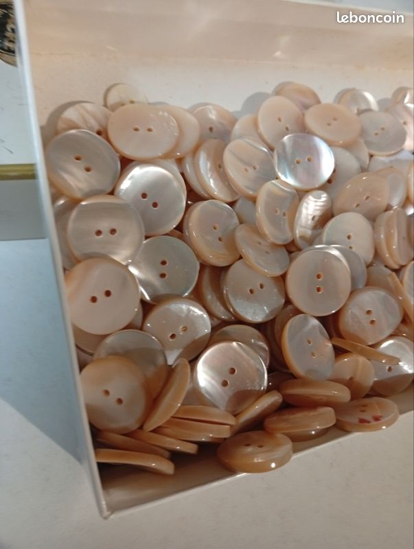 Boite lot Bouton nacre beige 2cm (image 5)