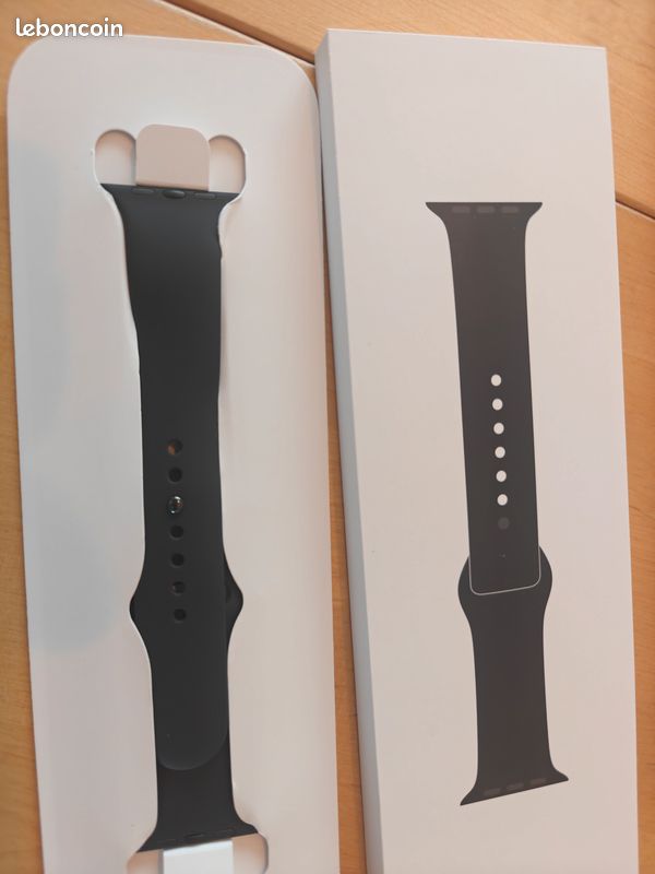 Apple Watch Series 10 (46mm) GPS Aluminium Jet Black - Unused( Brand new) + Native Union Loop (image 7)