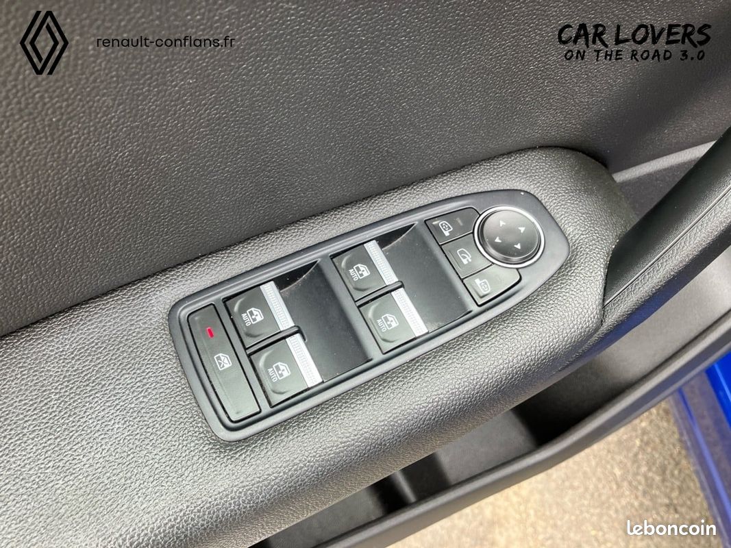 RENAULT Captur E-Tech 145 - 21 Intens (image 16)