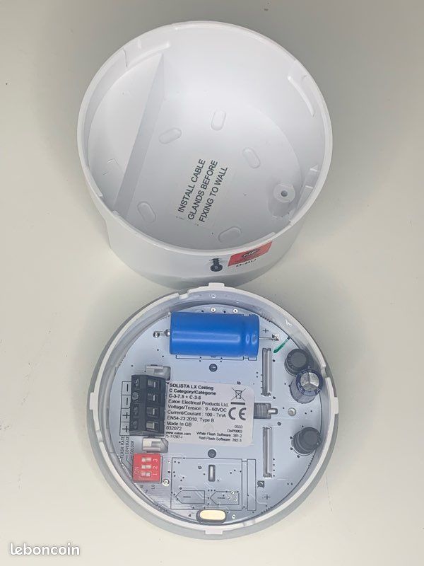 Diffuseur Visuel D'Alarme Feu (DVAF) Solista LX Mur - IP33/IP65, 10 MA, Norme EN54-23 & NF S61-936