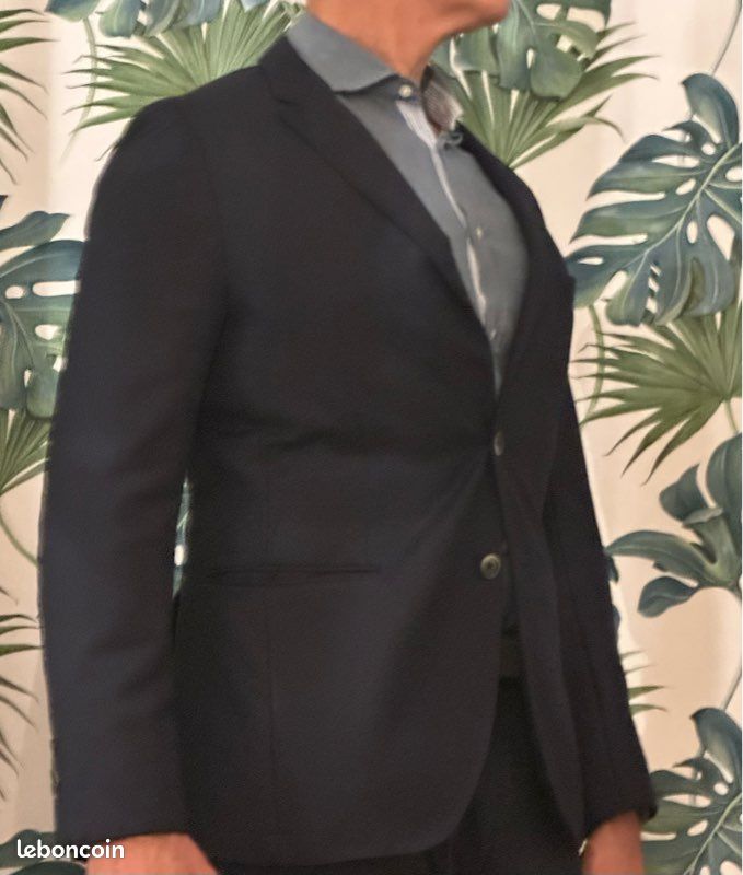 Manteau Homme Hugo Boss Nye1 Bleu Foncé - Taille US 44R (IT 54R), Trois Boutons, Neuf Avec étiquettes