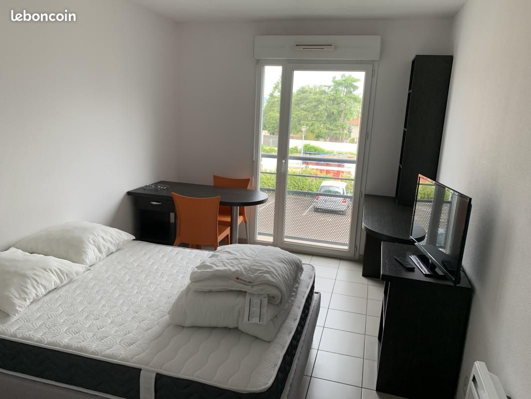 Appartement 1 pièce 19 m² · à Saint-Priest-en-Jarez · 19 m² · 415 €/mois