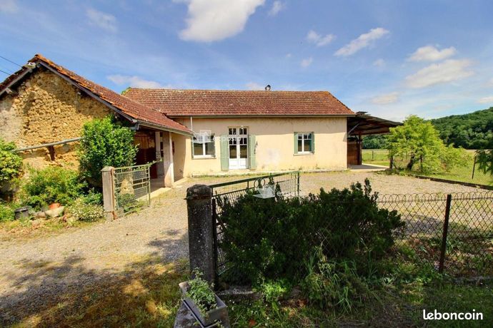 Maison 2 pièces 61 m²