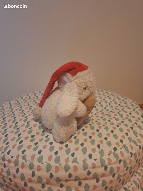 Peluche lapin de noel (image 2)