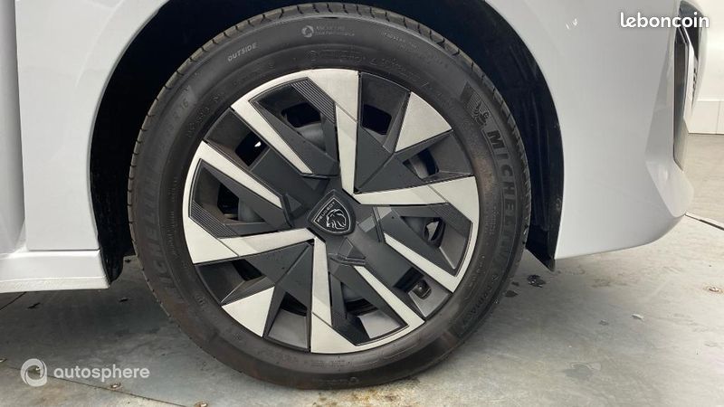 Peugeot 208 1.2 Hybrid 110ch Style e-DCS6 (image 20)