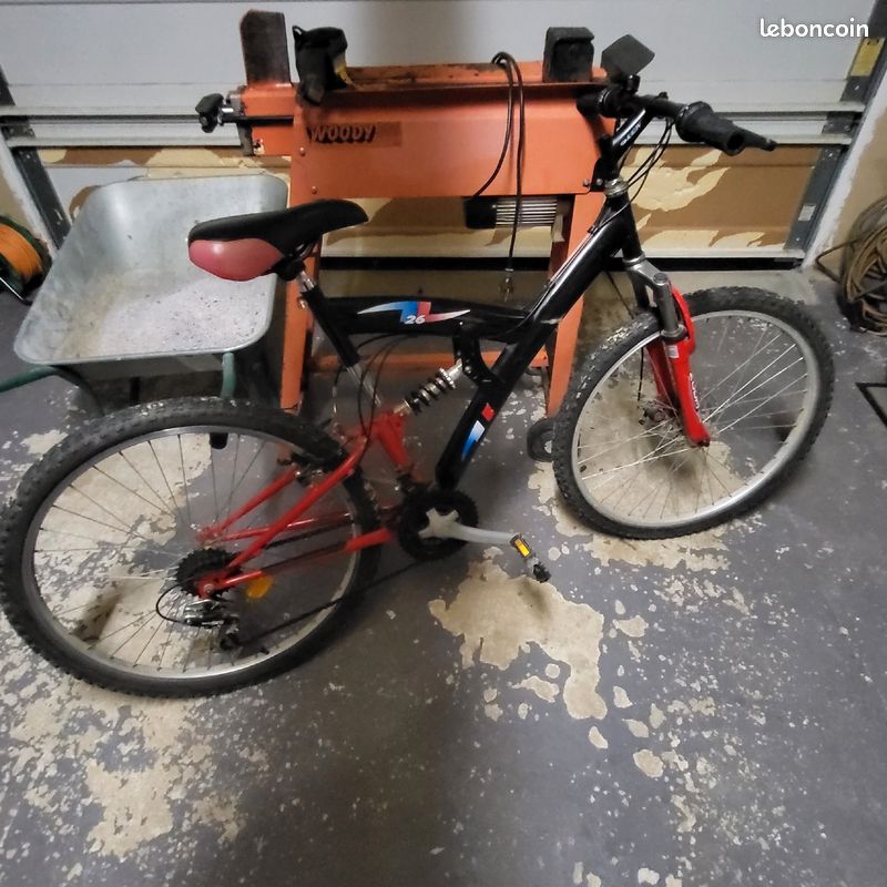 Vends vtt Carrefour (image 1)