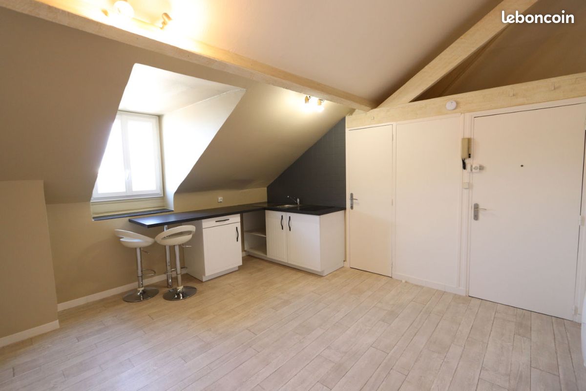 Appartement 2 pièces 40 m² · à Orléans · 40 m² · 541 €