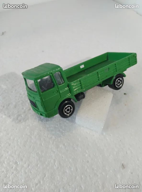 Miniatures majorette (image 10)