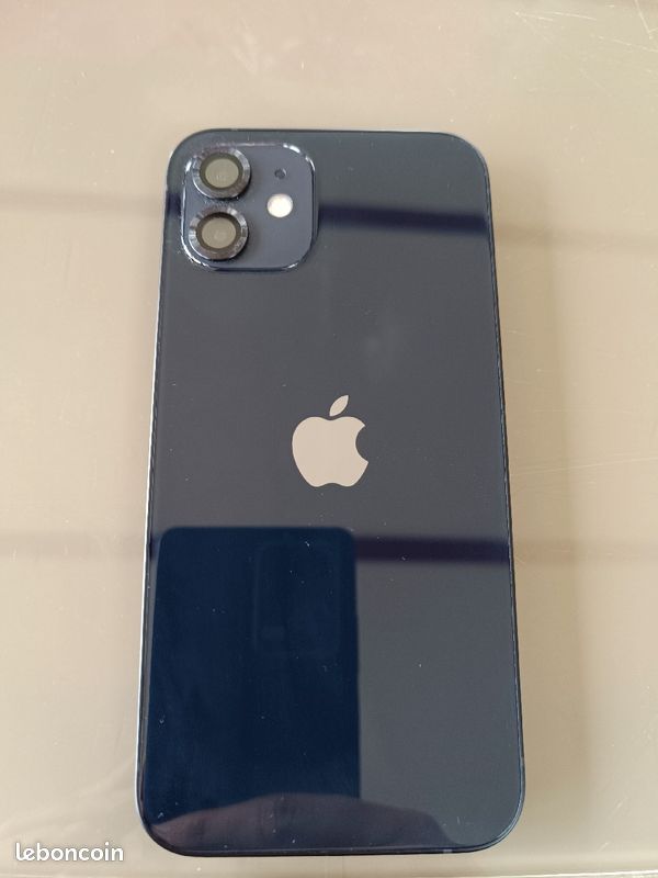 Iphone 12 (image 4)