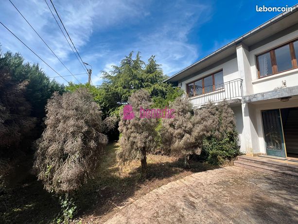 Villa 9 pièces 181 m²