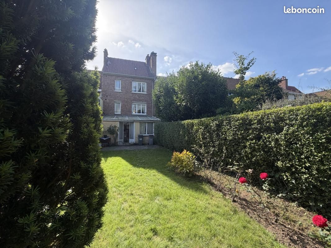 Maison 1 pièce 102 m² · à Marcq-en-Baroeul · 102 m² · 490 000 €