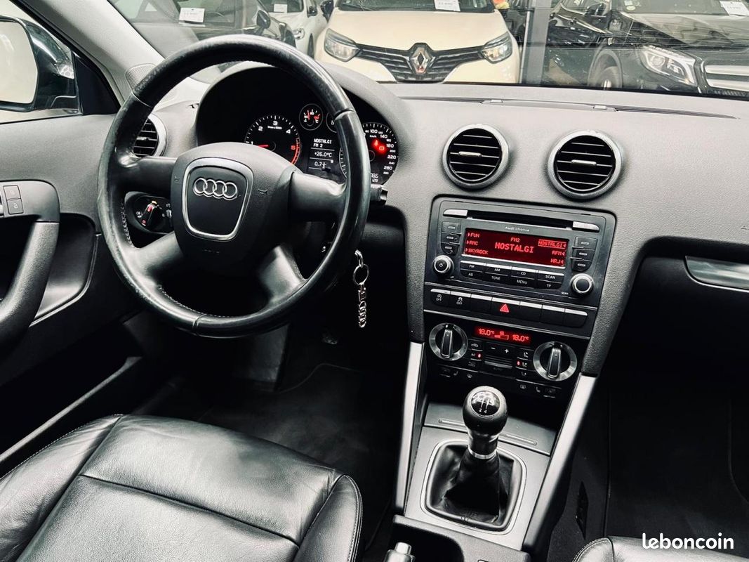 AUDI A3 SportBack 1.6TDI 105CH Ambition Luxe - GARANTIE 12 MOIS (image 17)