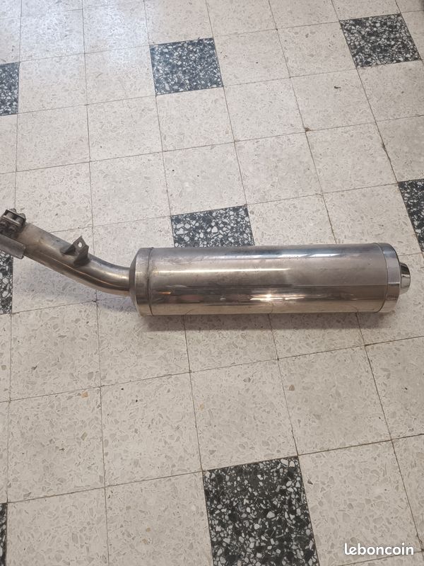 Vends silencieux d'origine bandit 650 (image 1)