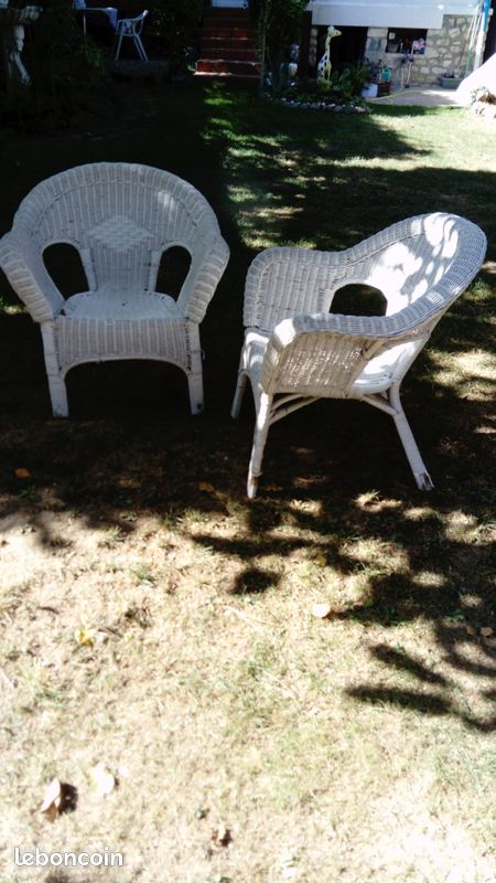 Deux chaises pour la terrasse (image 1)