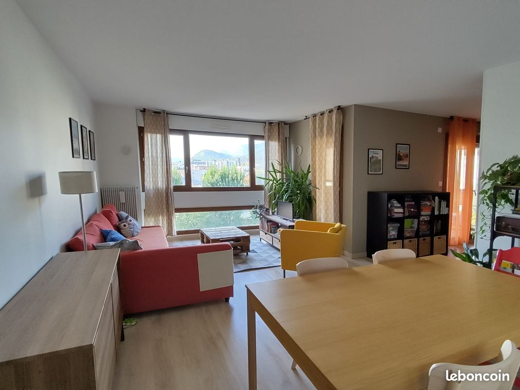Appartement 3 pièces 92 m² · à Seyssinet-Pariset · 92 m² · 250 000 €