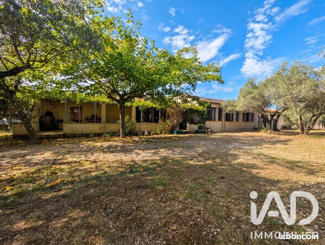 Maison 7 pièces 214 m² · à Aubignan · 214 m² · 360 000 €