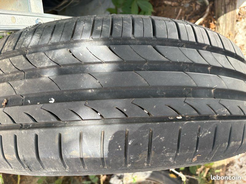 Pneu 225/55r18 (image 1)