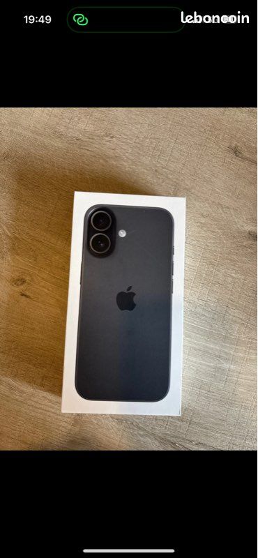 IPhone 17 neuf sous blister (image 1)