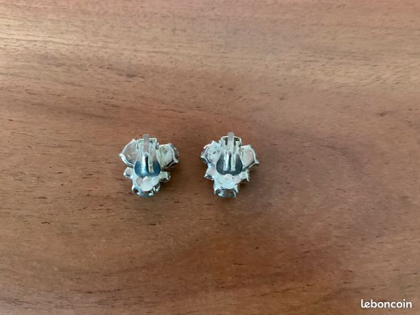 Paire de boucles d'oreilles dorées avec cordon et aigle CA.330-300 C.-B