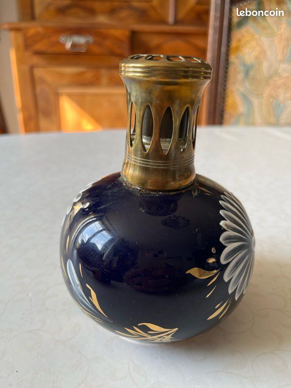 Lampe Berger En Porcelaine, Noir Profond, élégante, état Très Bon, Pour Parfumer La Maison