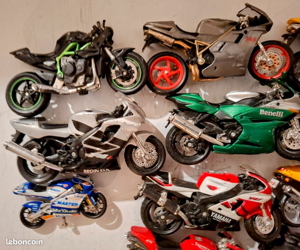 MOTO GP MINIATURE 1/18 majorette aprilia RSV 250 CC Marco melandri EUR 8,79 - FR