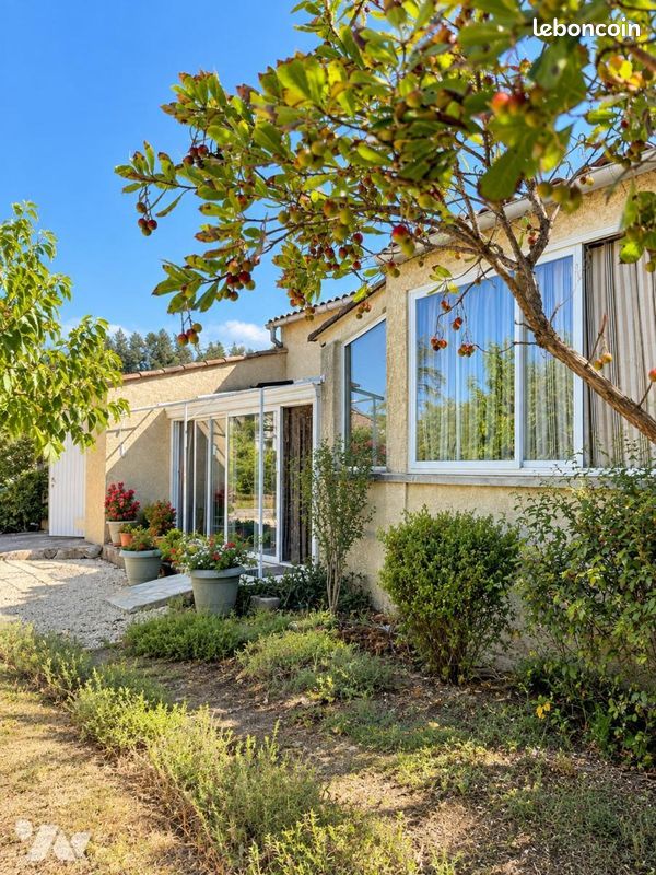 Maison 2 pièces 66 m² · à Saint-Brès · 66 m² · 77 500 €