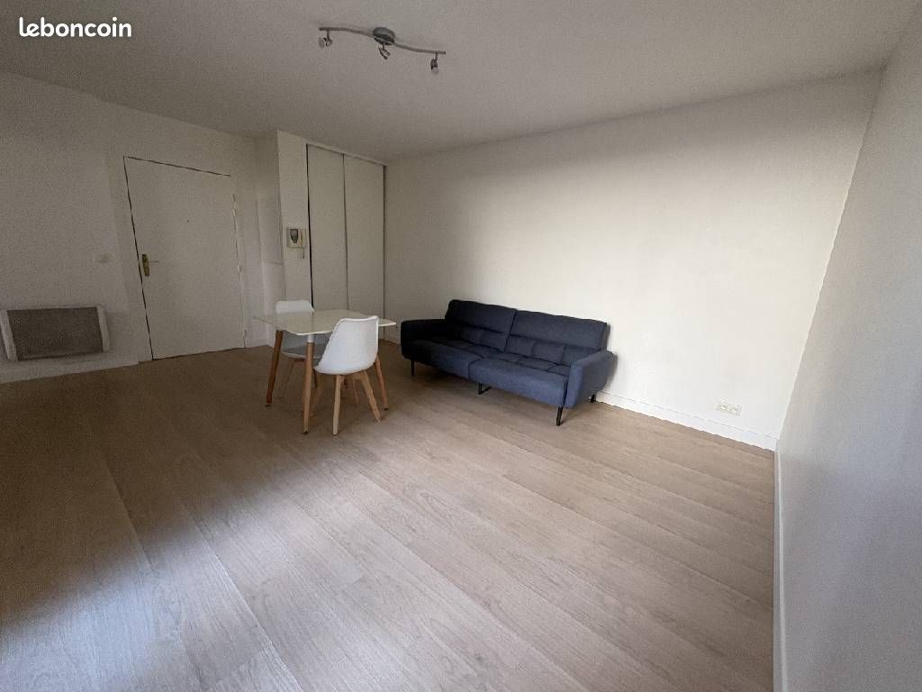 Studio 1 pièce 30 m² (image 2)