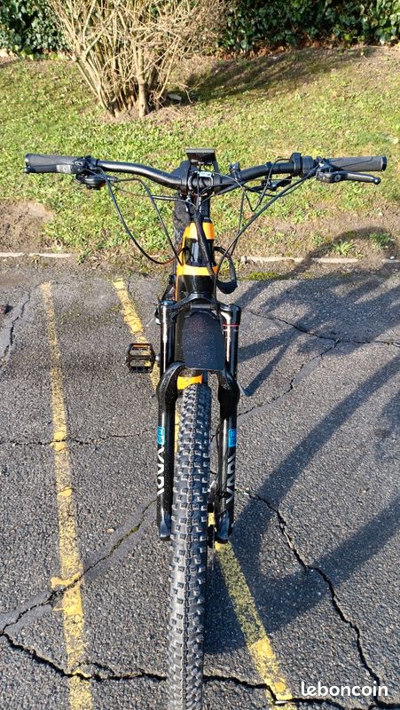 VTT électrique full carbone – Bafang M620 – (moins de 1000 km) (image 8)